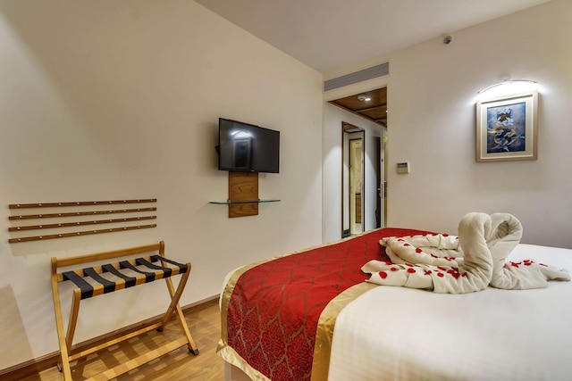 ゴールデンタリップ・ニューデリー - ハリナガル