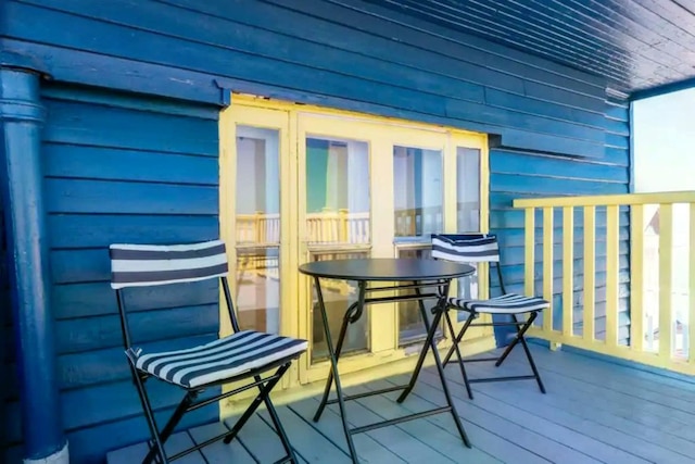 ユニーク&サニートップフロアオールドケベックジェム