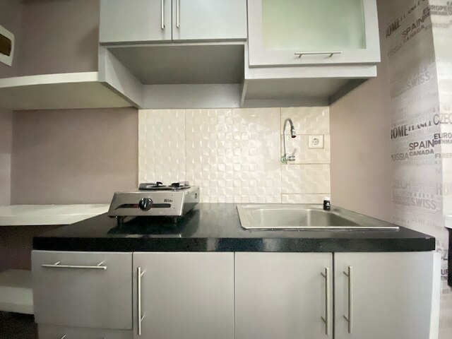 ホーミー スタジオ ファーニッシュド アット グランド アジア アフリカ  アパートメント