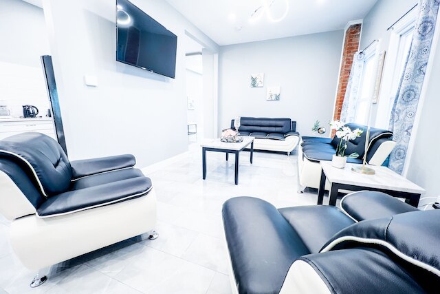 ザ・グリフォン・ハウス