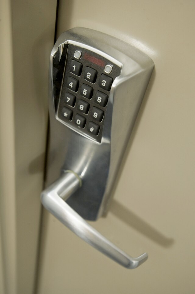 B&B  ホテル レンヌ パルク エキスポ アエロポール