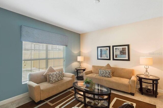 3083 パラダイス パームス