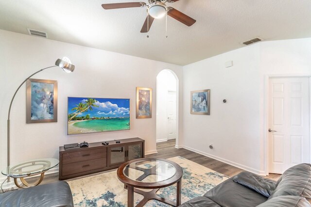 7812 ウィンザー ヒルズ