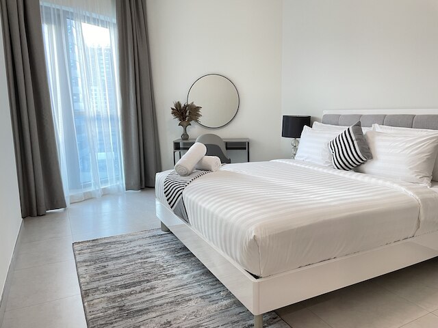 360バケーション– THE BAYレジデンス1BRアパートメント