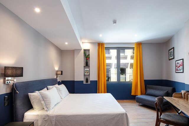 ザ ヴォールト アテネ