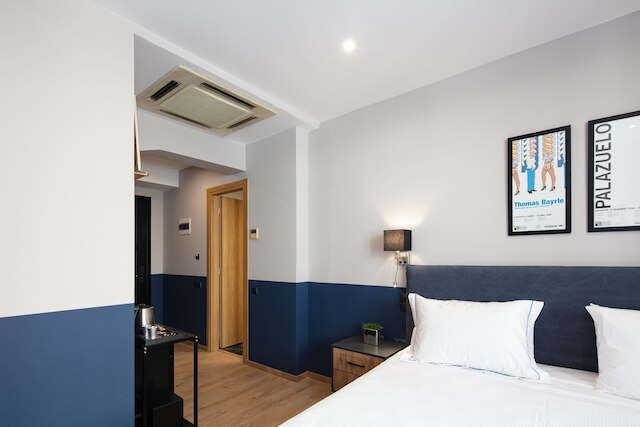 ザ ヴォールト アテネ