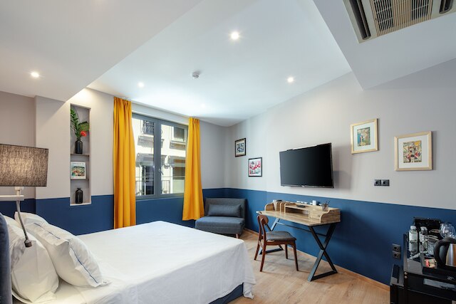 ザ ヴォールト アテネ