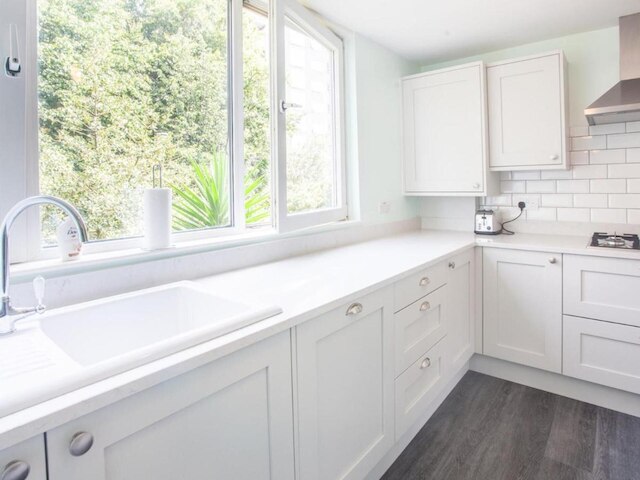 サニー アンド ブライト 1 ベッド アパートメント イン ロンドン