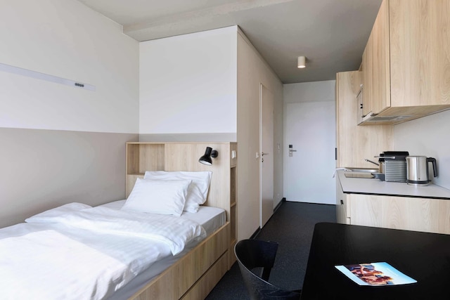 ディストリクトリビング