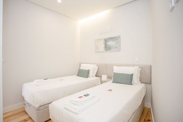 リービング・アリアドス・ストーンアパートメント