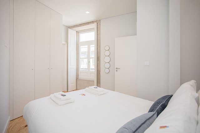 リービング・アリアドス・ストーンアパートメント