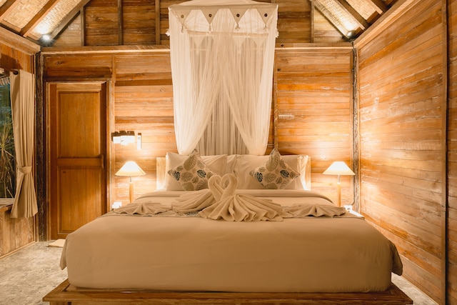 ナウナヴィラバリ