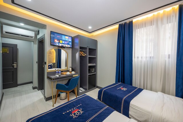 カリフォルニアホテル