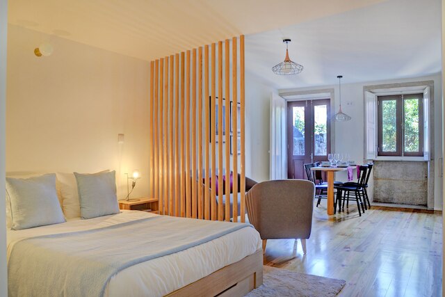 ポルトの歴史的なクレリゴスアパートメントにあるLiiiving