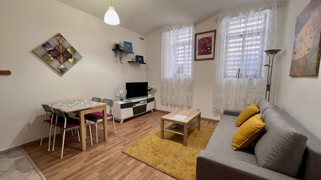 グラウンドフロアアパートメント