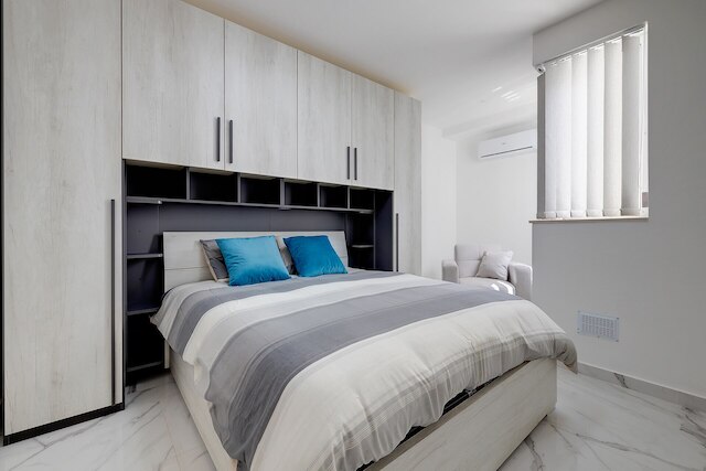 ファビラス ペントハウス クローズ トゥ セント ジョージズ ベイ