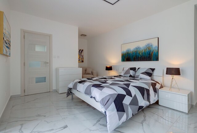 ファビラス ペントハウス クローズ トゥ セント ジョージズ ベイ