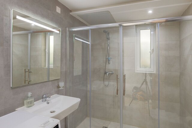 スーパーレティブ ペントハウス ウィズ バレッタ アンド ハーバー ビューズ