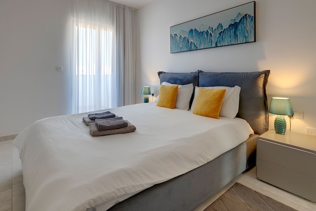 スーパーレティブ ペントハウス ウィズ バレッタ アンド ハーバー ビューズ