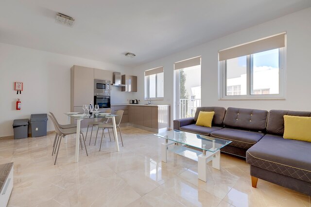 デラックス  アパートメント ステップス トゥ セント ジョージズ ベイ