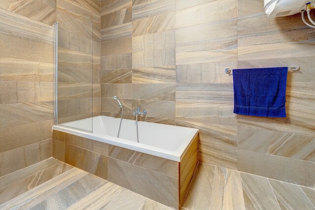 デラックス  アパートメント ステップス トゥ セント ジョージズ ベイ