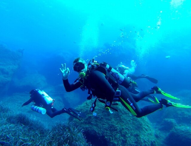 コンテンポラリー1 ベッドルーム アパートメントセントラル ロケーション