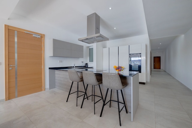 スーパーレティブ  アパートメント ウィズ バレッタ アンド ハーバー ビューズ