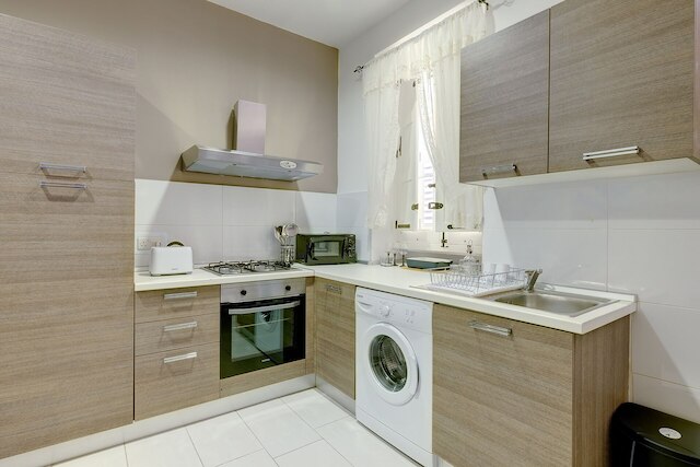 モダン 1 ベッBルー メゾネット ステップス フロム ザ プロムナード