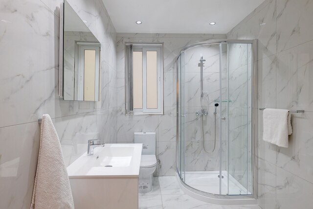 コージー  アパートメント ステップス トゥ セント ジョージズ ベイ