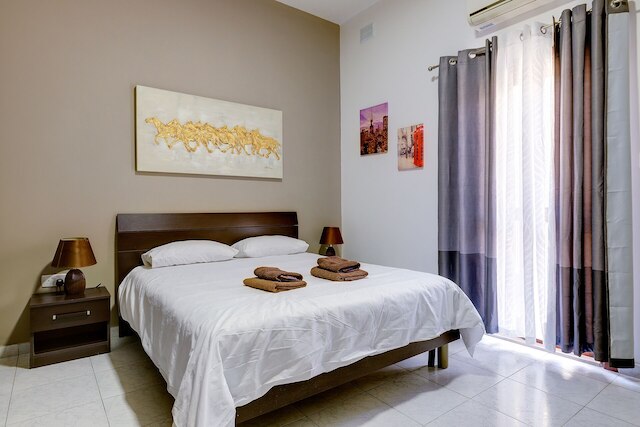 コージー  アパートメント ステップス フロム ザ プロムナード