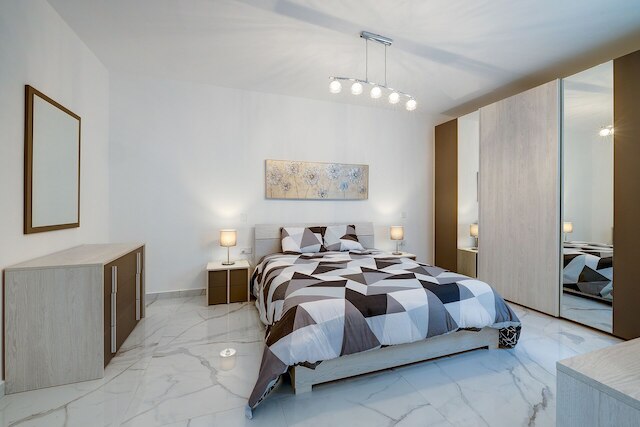 スタイリッシュ 2 ベッドルーム アパートメント イン セントラル セント ジュリアンズ