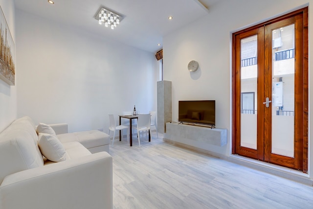 シク 2ベッドルーム  アパートメントアイデール ロケーション