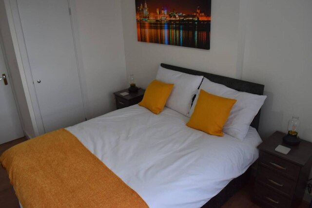 レマーカブル 2 ベッド  アパートメント イン リーフィー セフトン パーク