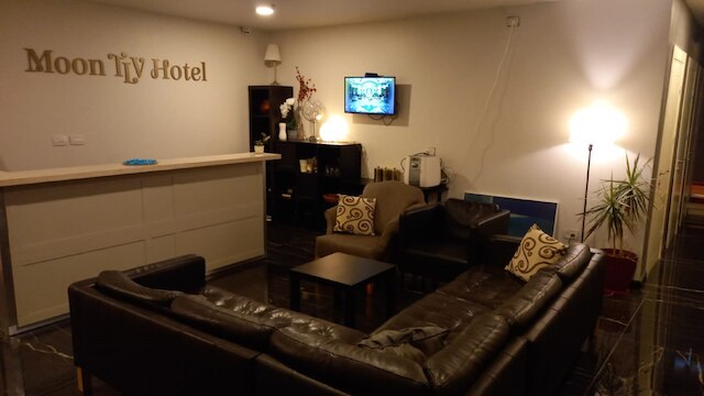 ムーン TLV - 4階