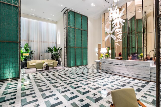 CEにより管理された SLS LUX Brickell のスイーツ