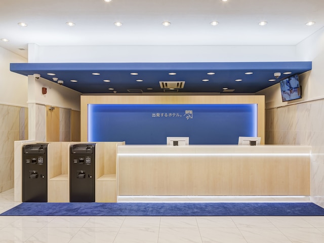 東横 INN 京都二条城南