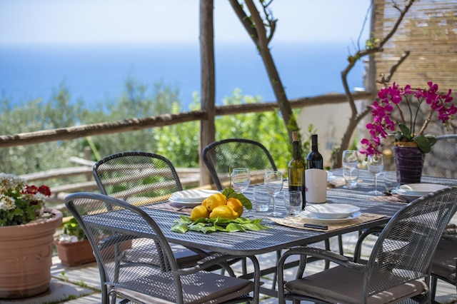 カーサ イル リッチョ - ハウス ウィズ ガーデン アンド ブレステイキング ビュー