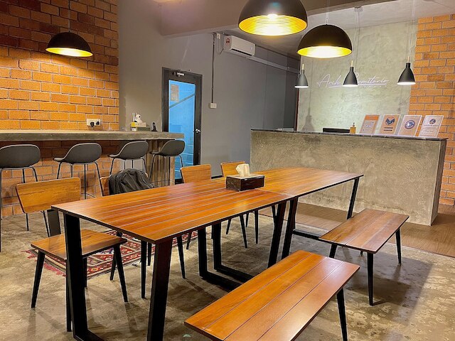 アーチ・ドルミトリオ・ケナン - ホステル