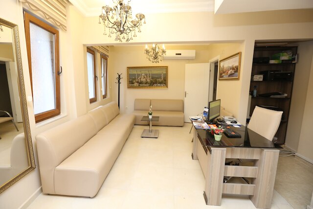 マイ・ホリデー・タイム・ホテル