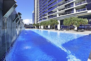 サークル・オン・キャヴィル - カーストレット