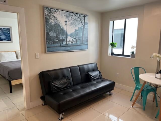 マイアミスイート201