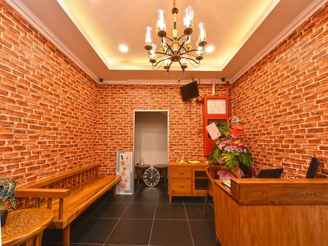 OYO 90572 J ホテル マスジド インディア