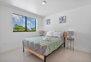 マイアミスイート302