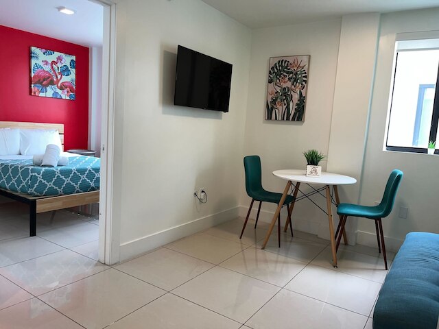 マイアミスイート305