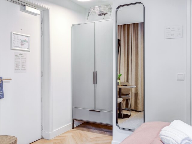 シティ ルームズ アムステルダム ヘモニストラート