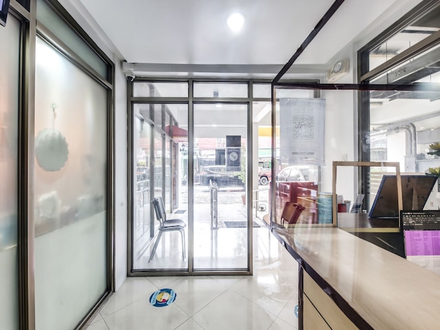 OYO 893 ディアン スイート マカティ