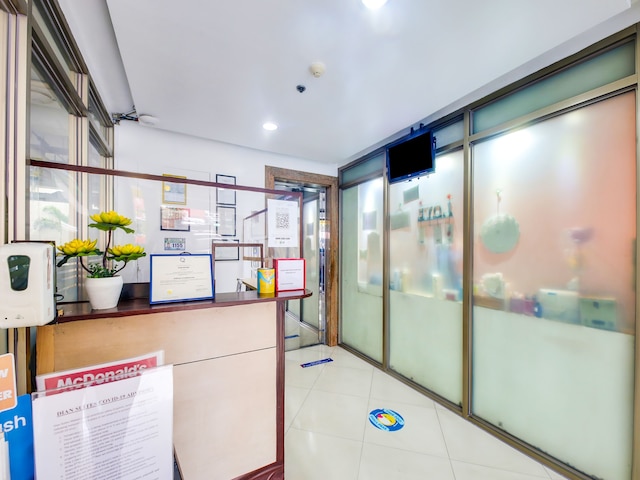 OYO 893 ディアン スイート マカティ