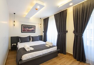 カナリヤスーツ