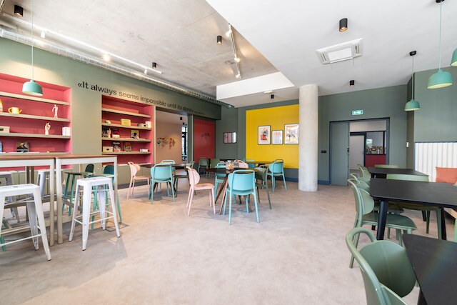 スチューデント ファクトリー モンペリエ サウド