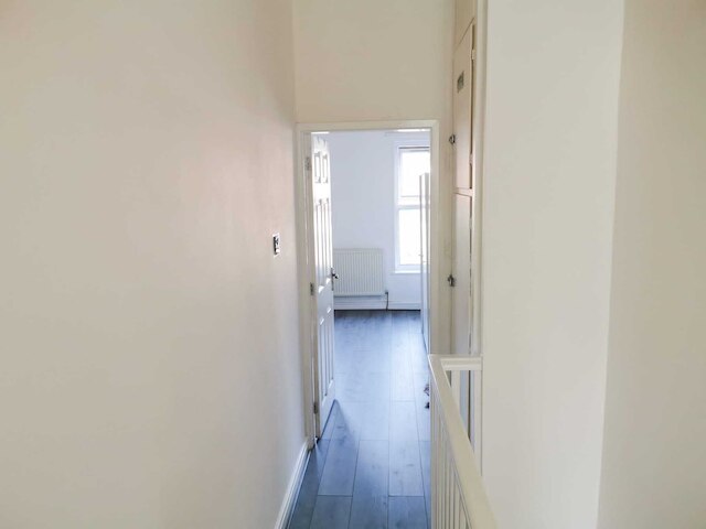 チャーミング 4 ベッド ハウス イン マンチェスター